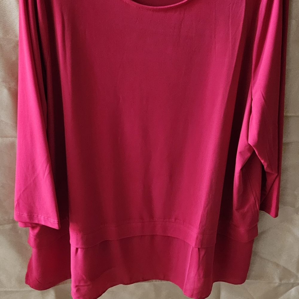 #310 Tahari Fuchsia Long Sleeve Top